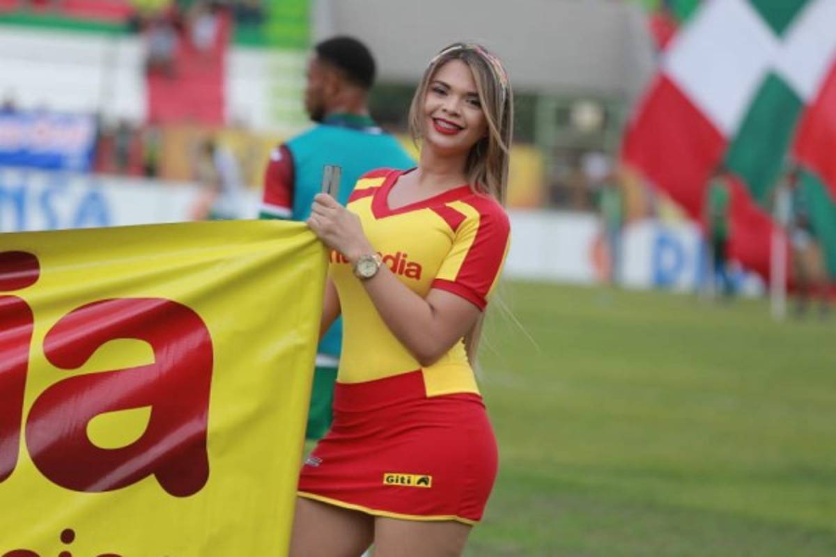 FOTOS: Las bellas chicas en el Yankel Rosenthal y en el Humberto Micheletti