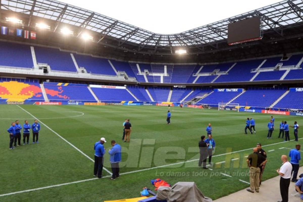 ¿Qué le dijo Pinto a Amado? Las imágenes de la visita de Honduras al Red Bull Arena