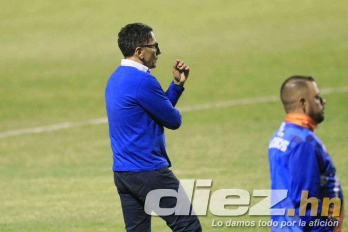 No se vio en TV: José Pinto sí estuvo en el Nacional, invitado de lujo del Olimpia y bellas chicas