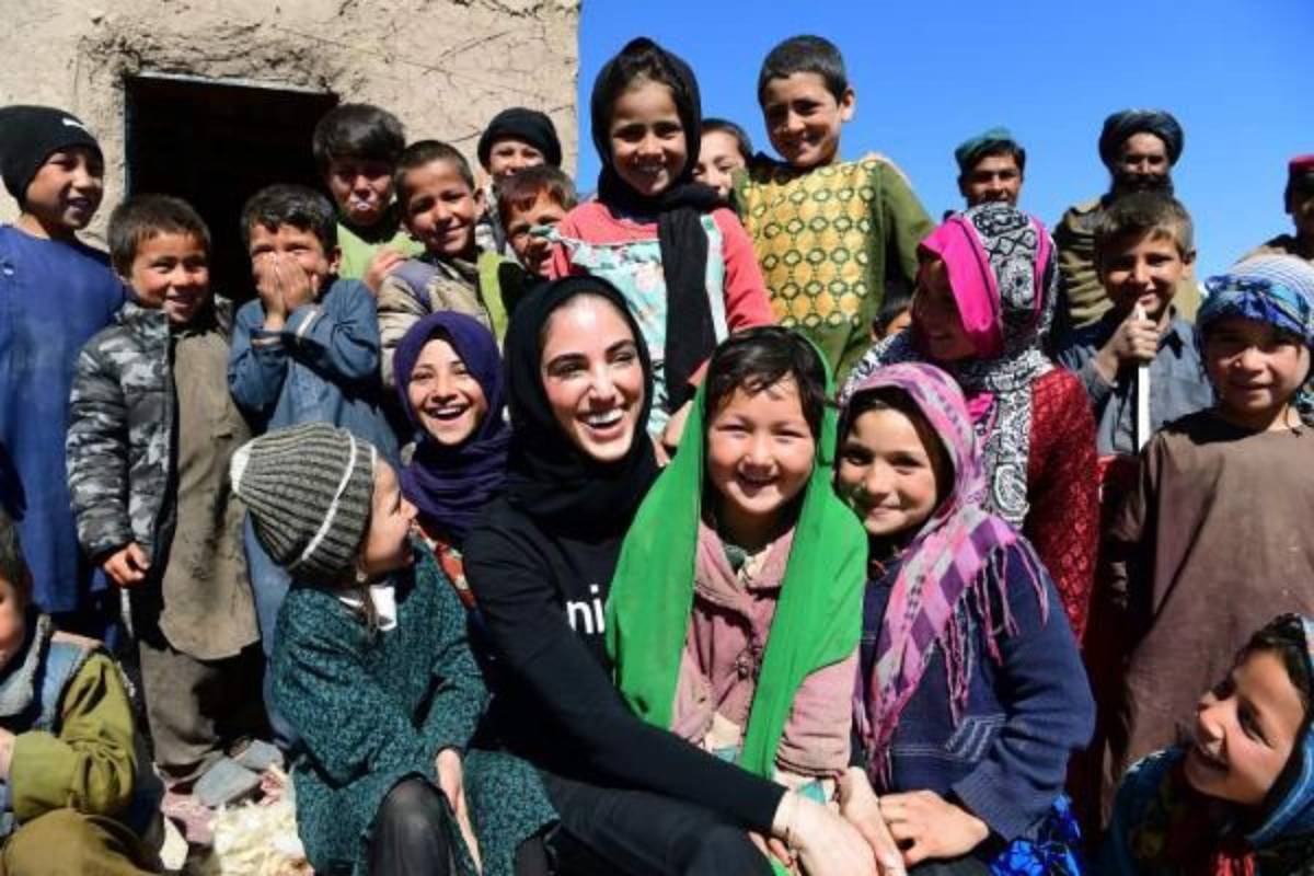 Impedimentos inhumanos: Las 29 desgarradoras prohibiciones de los Talibanes a las mujeres en Afganistán