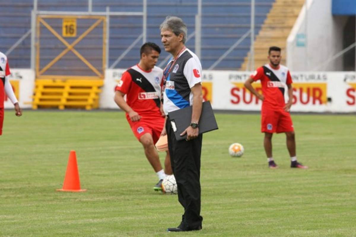 Las mejores imágenes del arranque de la era Restrepo en Olimpia