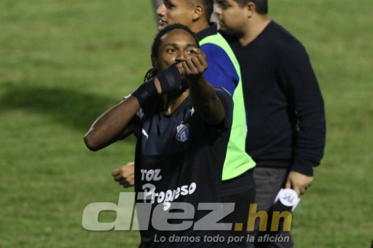 ¡Júbilo, lágrimas y 'marihuana'! El emotivo festejo del Honduras por llegar a la final