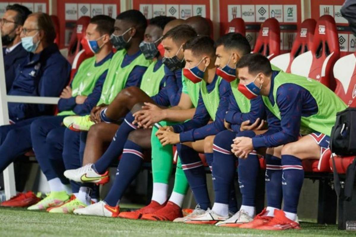 Así fue el debut de Messi con PSG: Rival le pide una foto, invitado de lujo y ¿Mbappé se despidió?