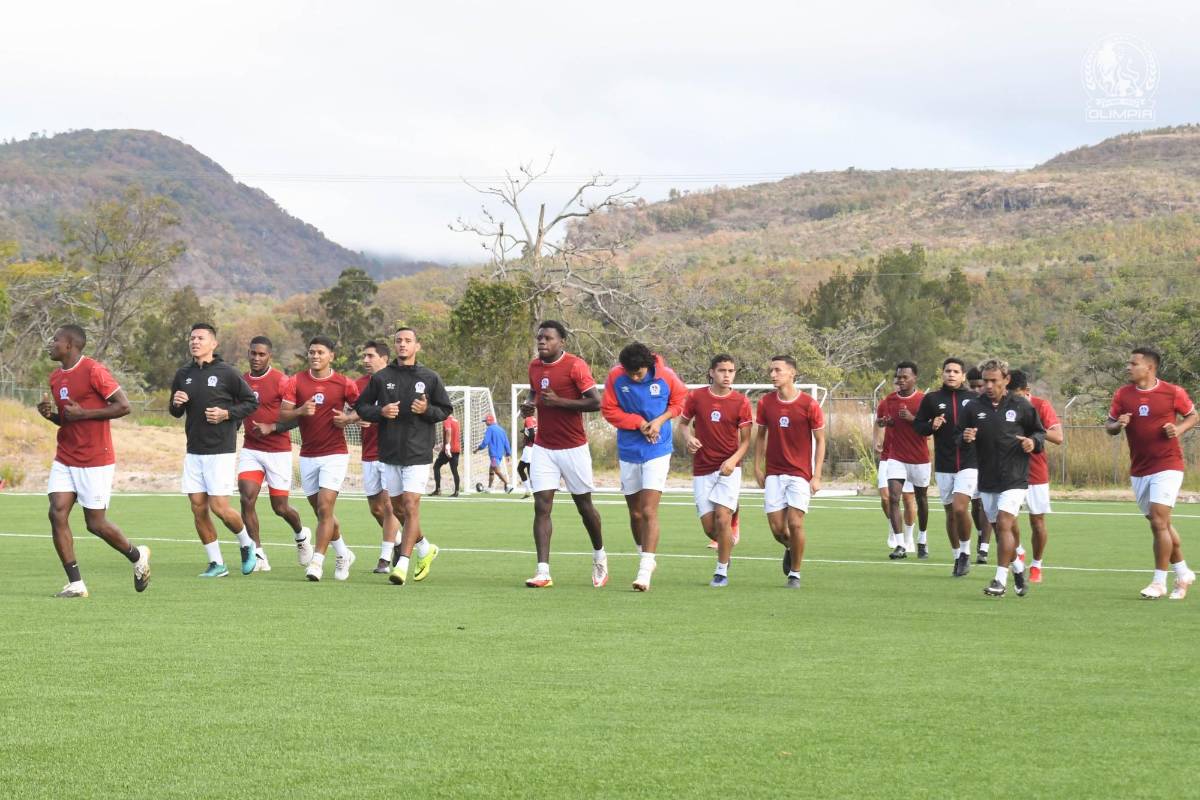 Regresan a su cueva y con sorpresas: Así entrenó el Olimpia tras el nombramiento de Pablo Lavallén como nuevo técnico