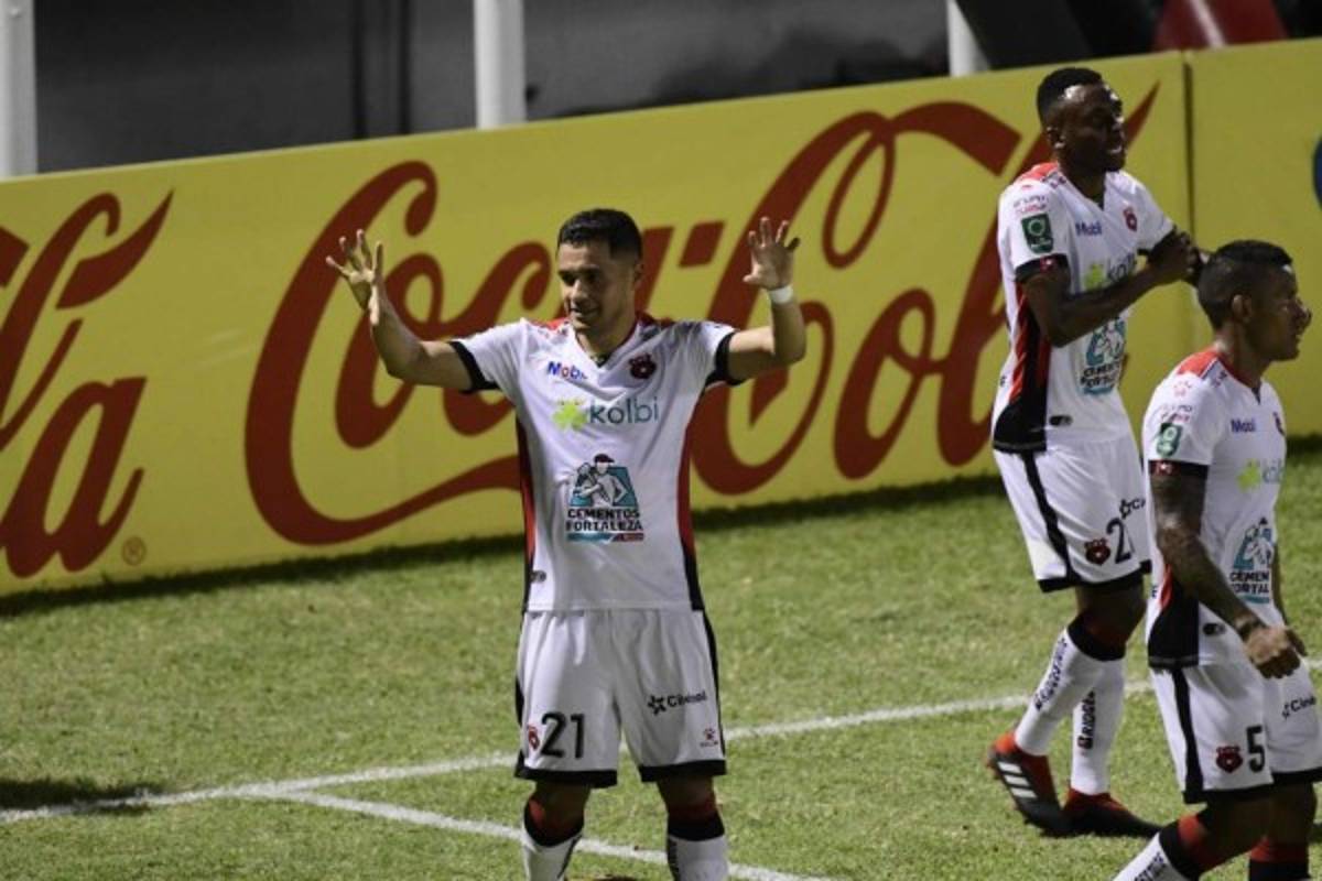 FICHAJES: Michaell Chirinos y la noticia de su agente; Jorge Álvarez y Denil Maldonado apuntan al extranjero