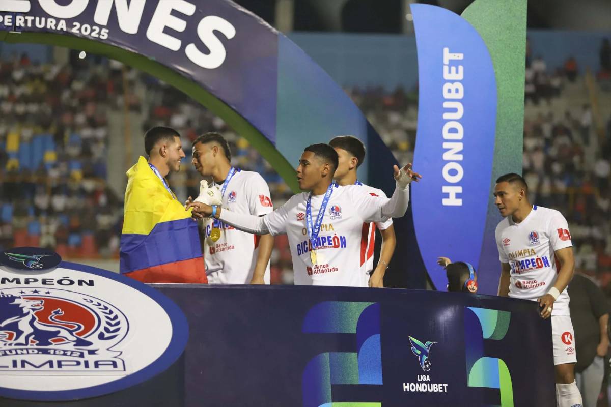 Olimpia festeja la 40 a lo grande, Bengtson y Menjívar estrenan la nueva copa; ¿quién se llevó el Balón de Oro de Honduras?