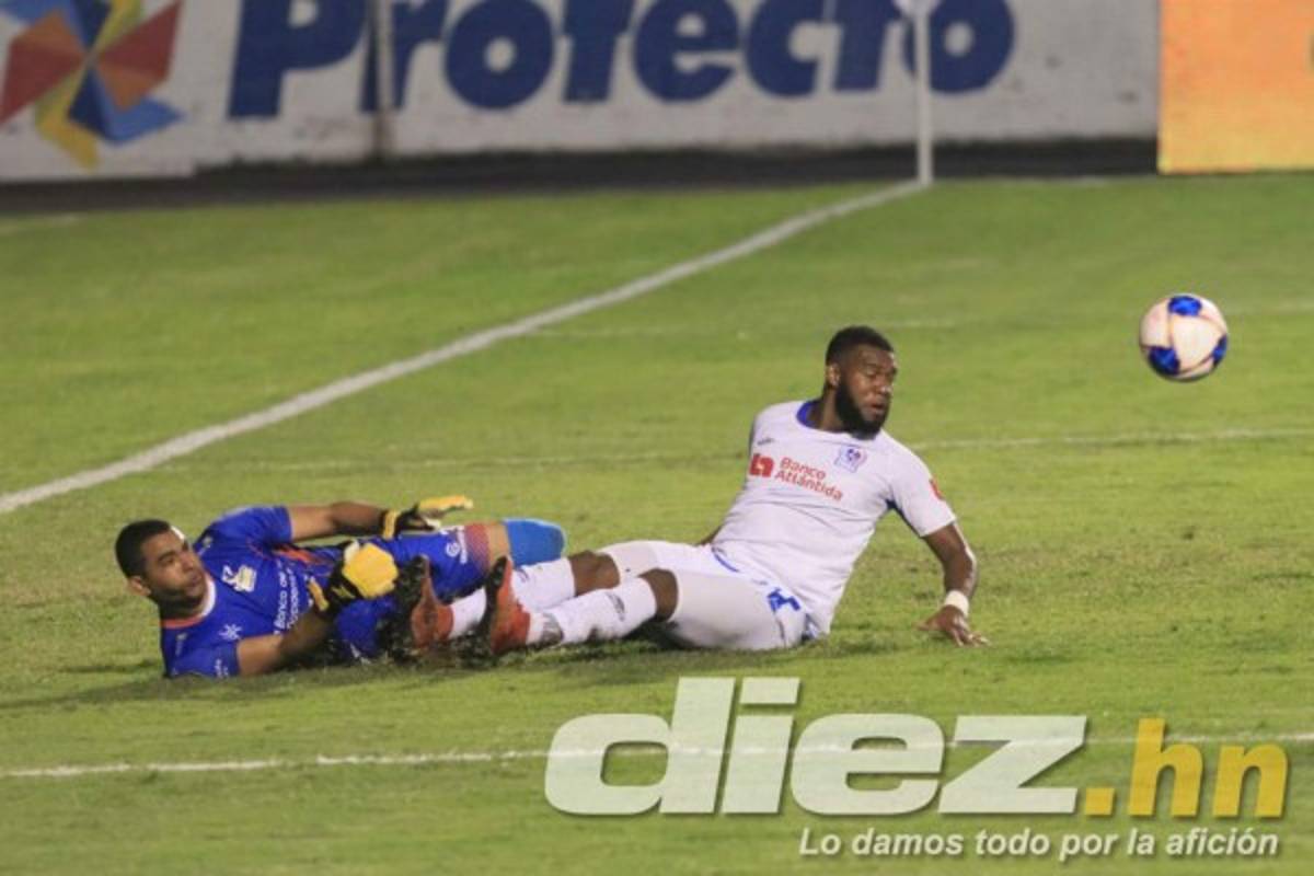 No se vio en TV: José Pinto sí estuvo en el Nacional, invitado de lujo del Olimpia y bellas chicas
