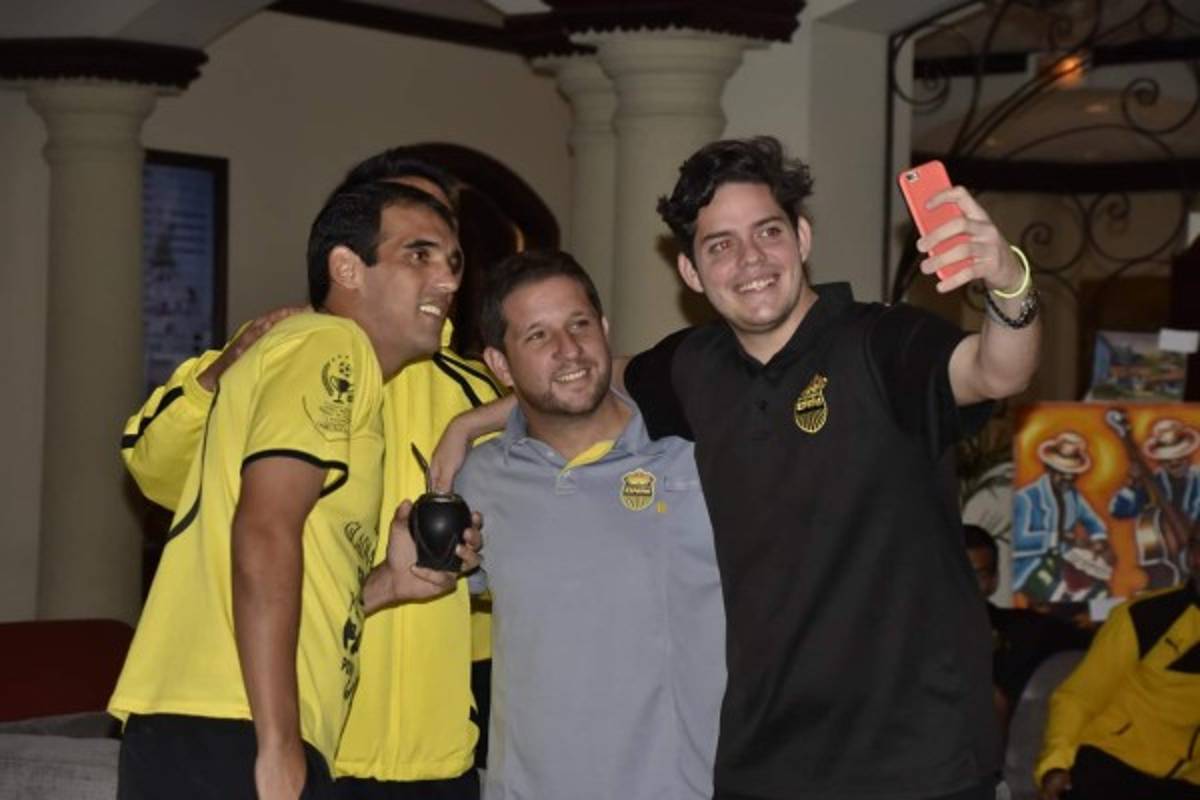 EN FOTOS: Tegucigalpa vive una fiesta previo a la final Motagua-Real España