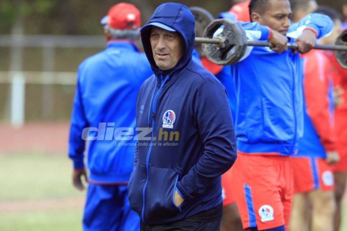 ¡Buscaban cómo calentarse! Olimpia entrenó bajo un intenso frío en Tegucigalpa