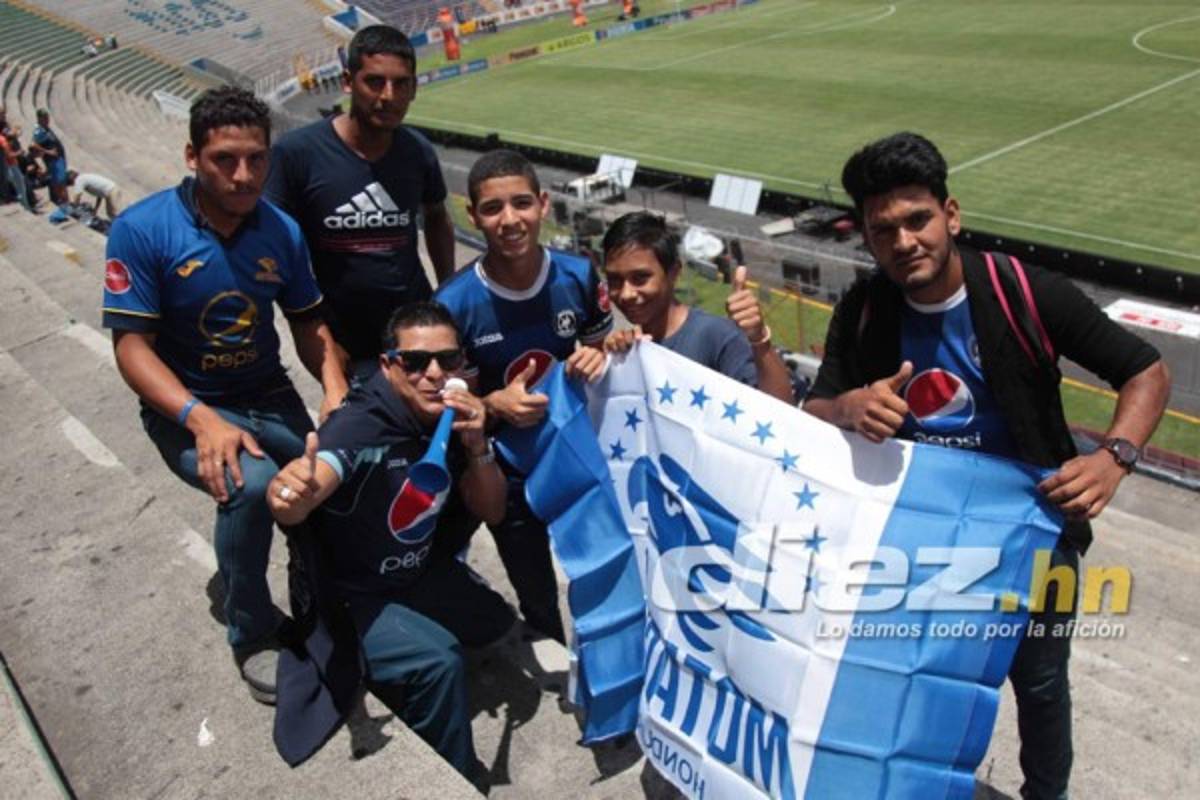 ¡Llenazo! Motagua celebra su Copa 15 con el Nacional a reventar