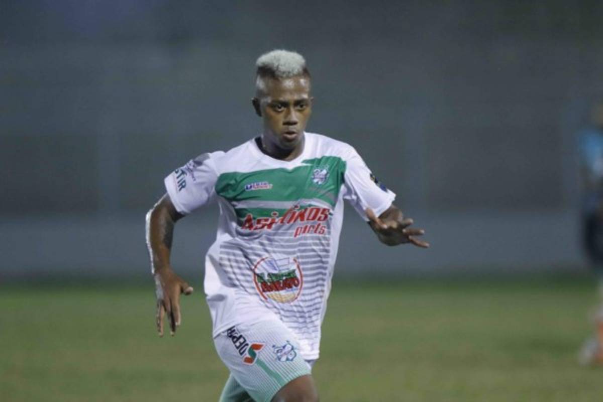 Mercado: Bajas en Platense, Real España confirma alta y dos clubes más de Inglaterra van por Elis