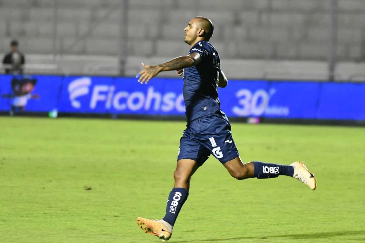 EL MERCADO: Motagua con dos fichajes más, barrida en Olancho FC y DT europeo suena en Marathón; se viene otro legionario