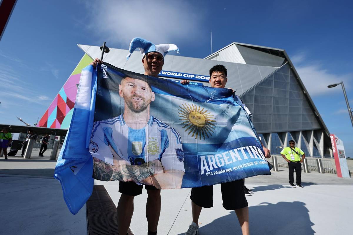 Inglaterra pone la belleza y Argentina el show: así se vive el ambiente en Atlanta