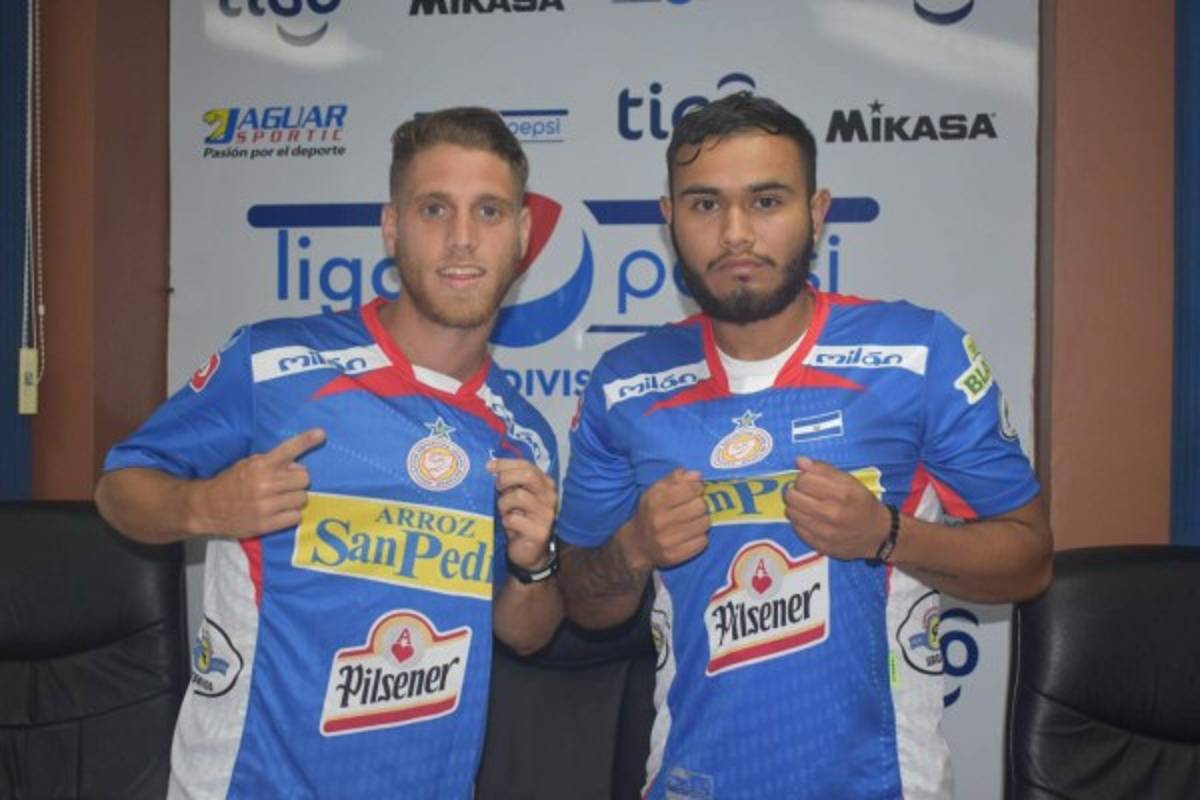 RUMORES/FICHAJES: Otro tico a España; hondureño a México y un triniteco llega a Costa Rica