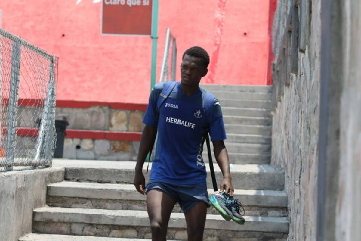 FICHAJES: Olimpia y Motagua mueven el mercado; legionario es presentado y Emilio podría ir a Sudamérica