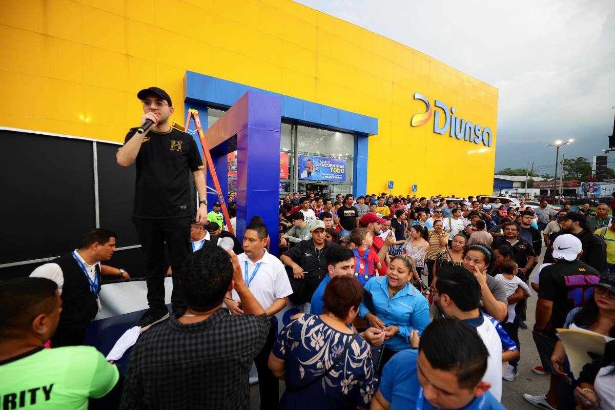 Honduras vs El Salvador: Supremo causó furor, así llegó el terror de los cuscatlecos y Ricky casi se va a los golpes por una broma