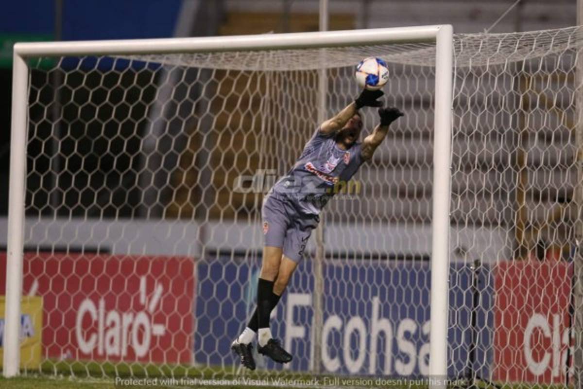 ¡No se vio en TV! La bronca de Araujo, festín de Arboleda, debut de Rocca y el show de 'Muma' en Motagua