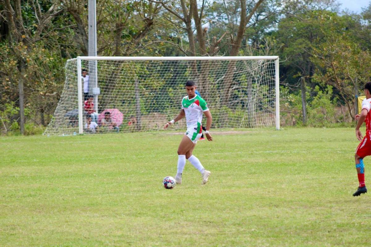 Falta infraestructura y césped en mal estado: Los 4 estadios de la Liga de Ascenso que se ilusionan con recibir juegos de primera en Honduras