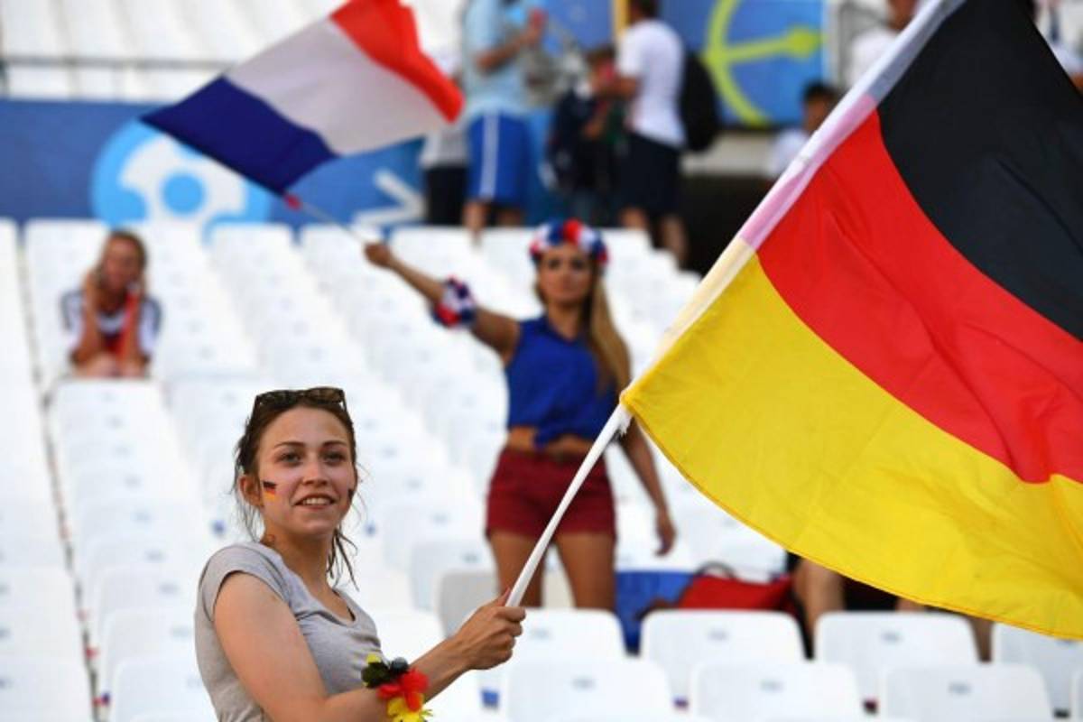 Fotos: La sensualidad en su máximo esplendor en el Francia-Alemania