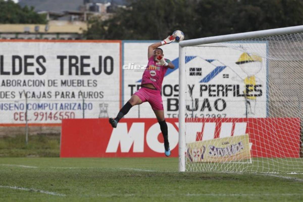 ¿Quién es la chica con la H en el pecho? El debut de Marcelo Canales y el radio de Diego
