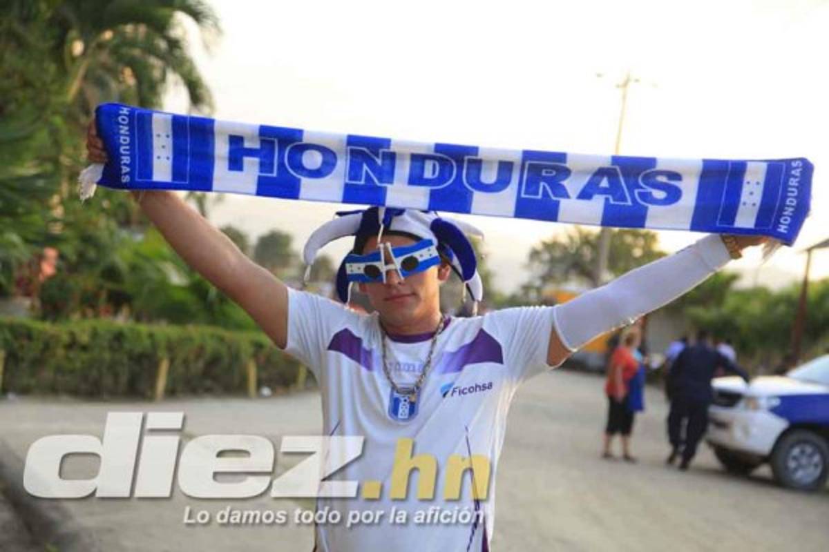 El ambiente en el estadio Olímpico con Honduras-Venezuela