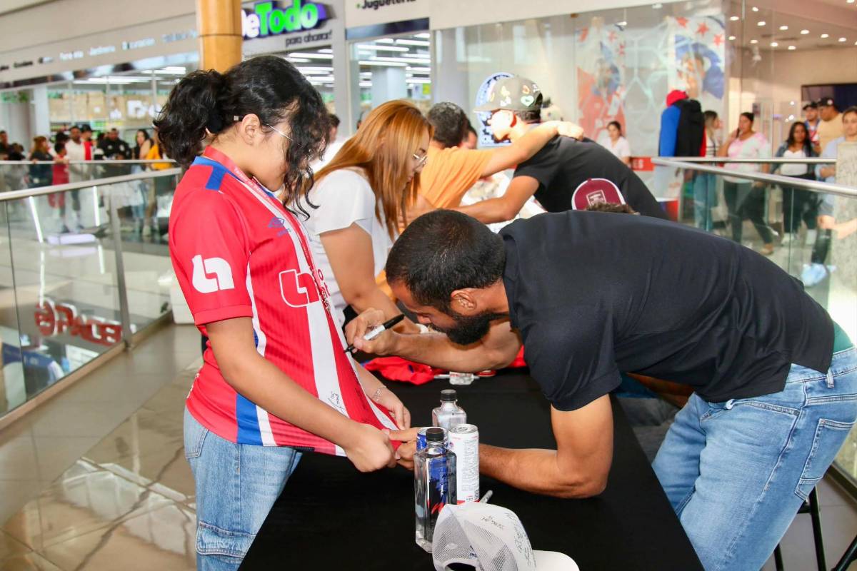 Menjívar lanza una promesa y el pedido especial que recibió previo a la Supercopa