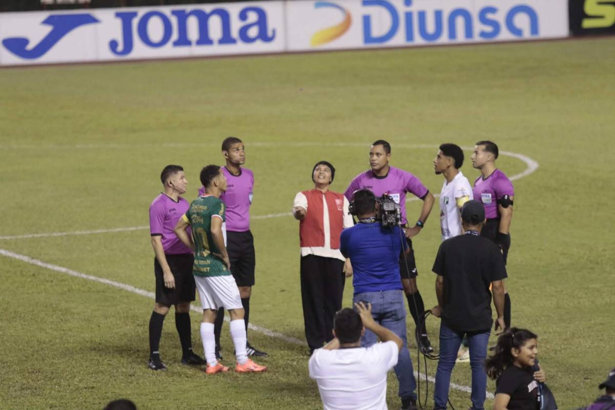 Le gritó con todo a su exequipo, noble causa de la Liga Hondubet y aficionadas de Marathón causaron furor en el estadio Olímpico