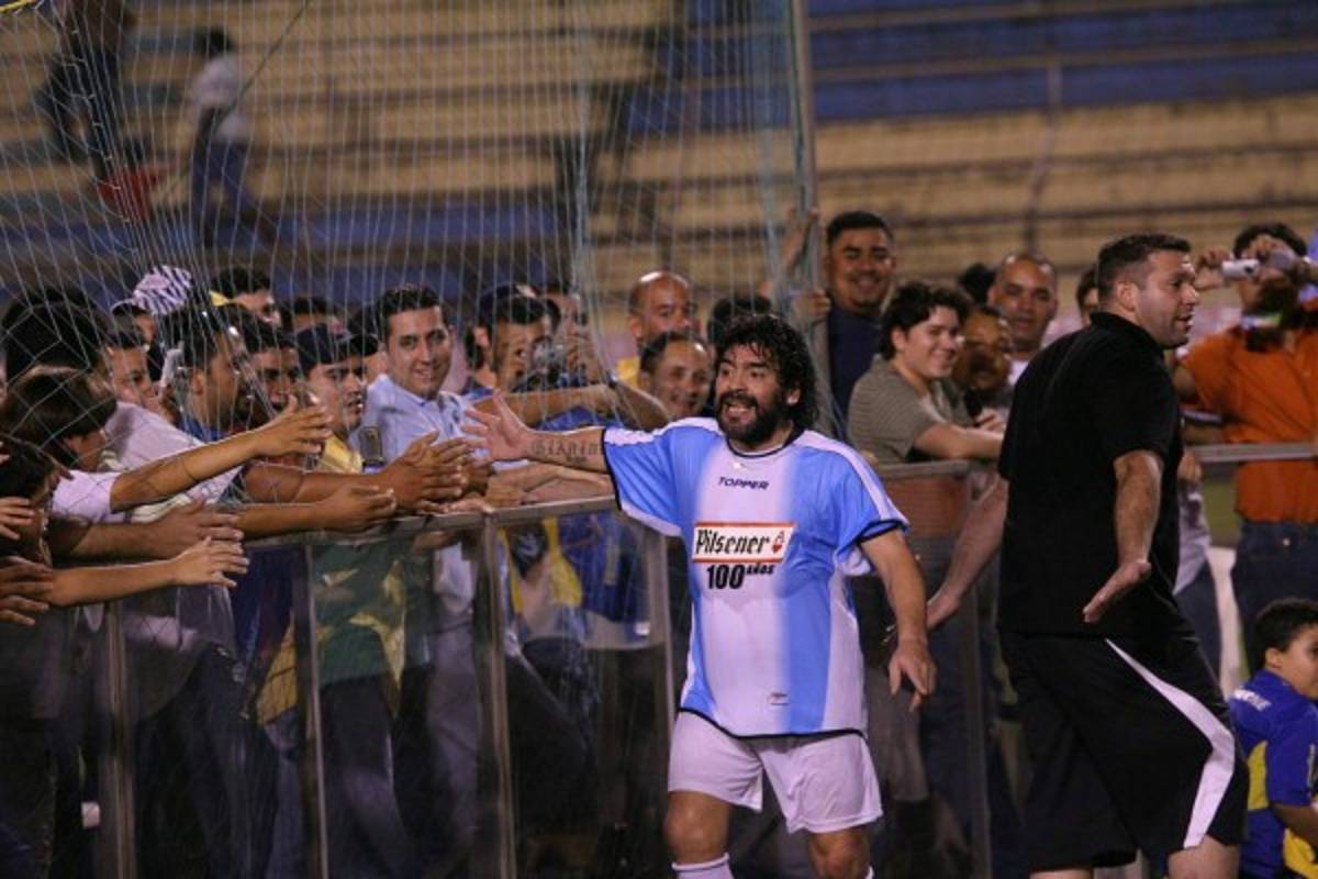 Ídolo de masas: Las 20 cosas que quizás desconocías de la vida de Diego Maradona