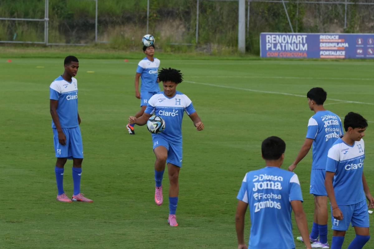 ¡Luis Suazo entrenó separado! Honduras sigue preparación rumbo al Mundial Sub-17 de Qatar 2025: rivales y fechas de los juegos