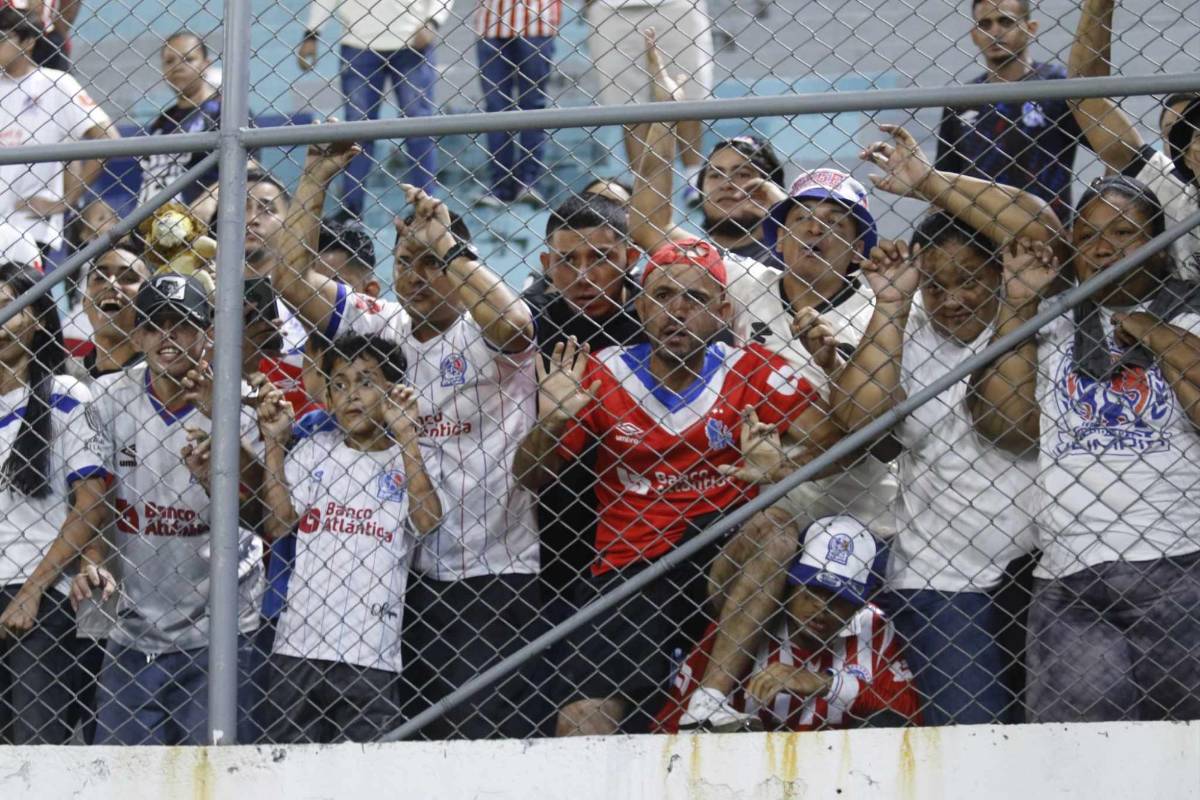 ¿Qué sucede en Olimpia? ¿Crisis? Se fueron silbados del Morazán y así reaccionaron los jugadores al salir del estadio