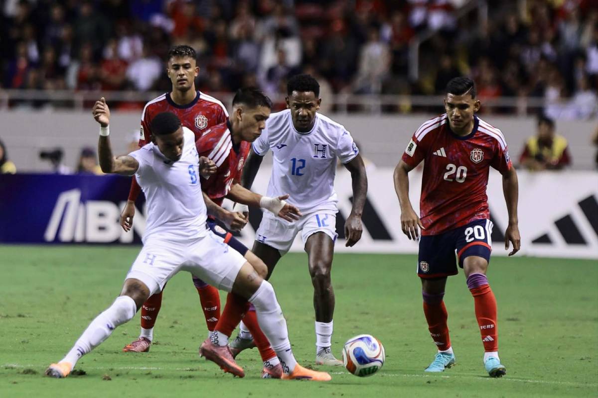 Tras fracasar con Honduras para ir al Mundial 2026, varios jugadores anuncian su retiro oficial de la 'H': Es mi último...