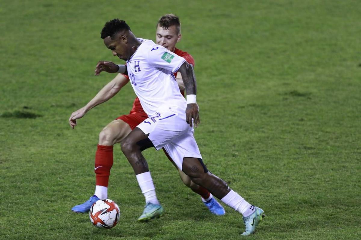 La definición ha sido uno de los tantos problemas de Honduras: Los delanteros que han utilizado Coito y Bolillo en este proceso