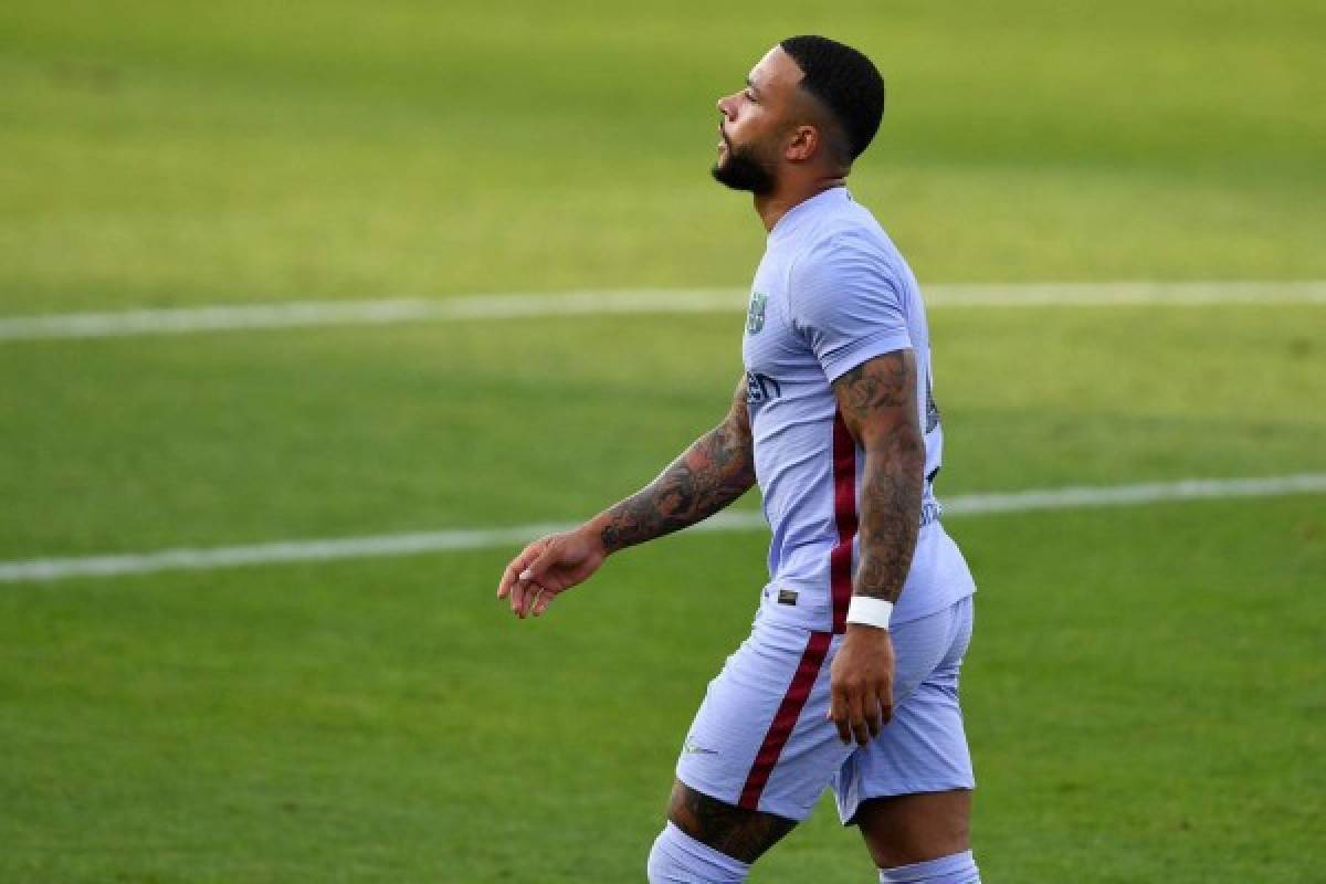 Usó mítico dorsal y festejó su primer gol: el enorme debut de Memphis Depay con el FC Barcelona