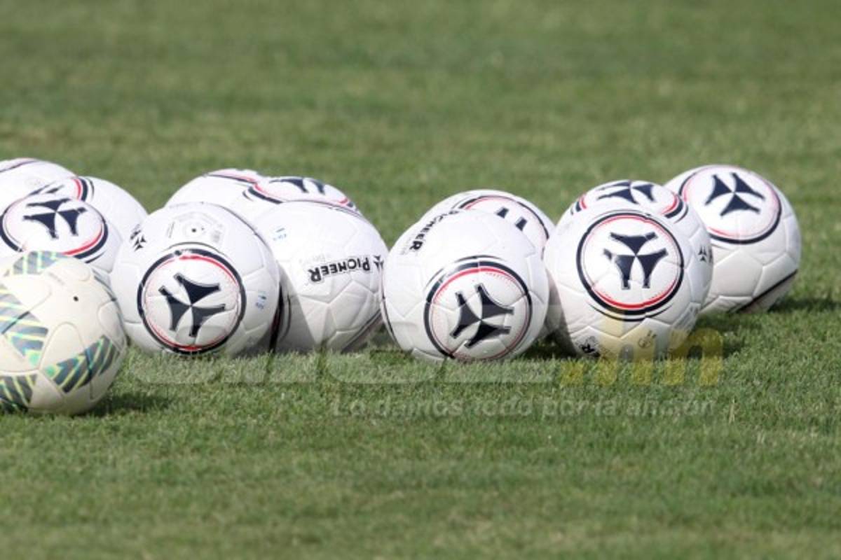 CURIOSO: La charla de Pinto con Palacios y los juveniles que se unieron a la Selección