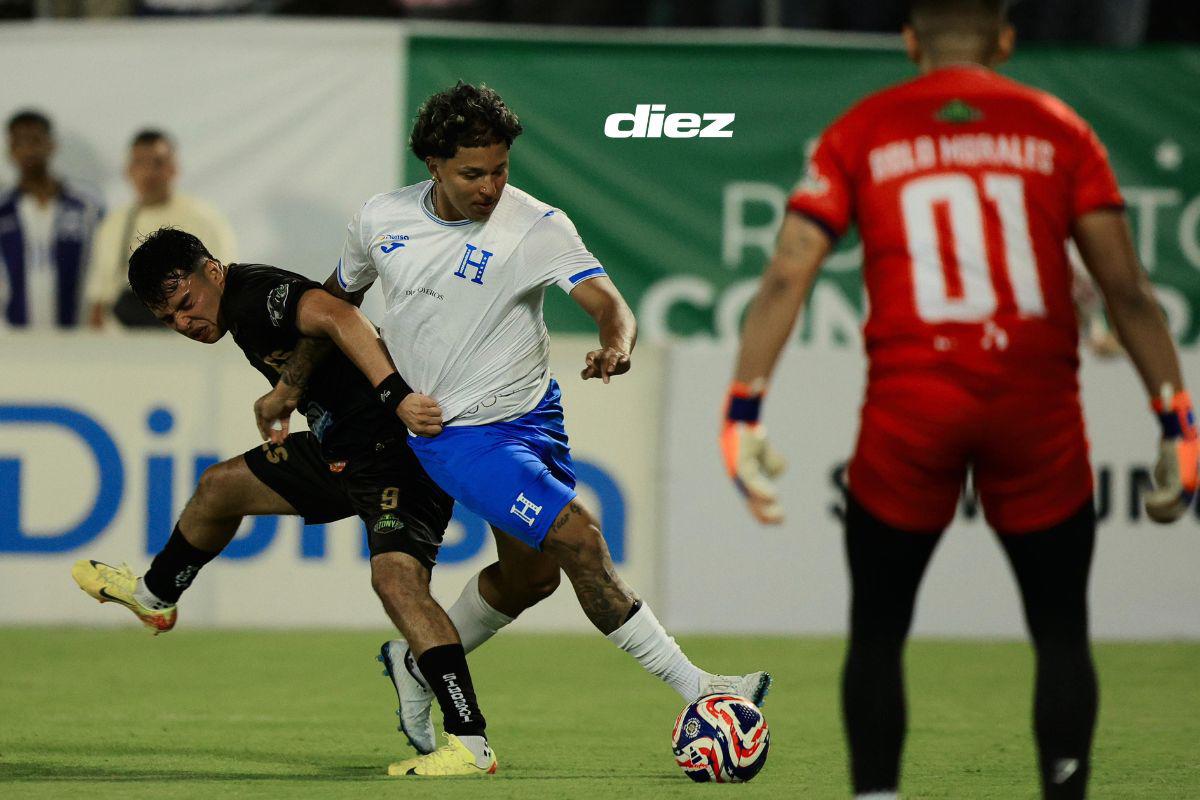Por este motivo El Salvador amagó con abandonar el partido de tiktokers ante Honduras: Esto no estaba en el plan