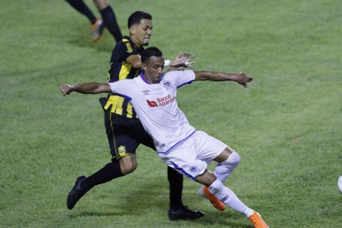 Con Ramiro Rocca solo en punta: El 11 confirmado de Real España para pegar primero al Olimpia