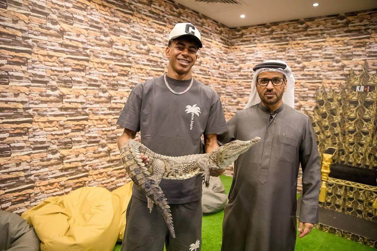 Las exóticas vacaciones de una estrella del Barcelona para despedir el 2024: osos, tigres y hasta serpientes