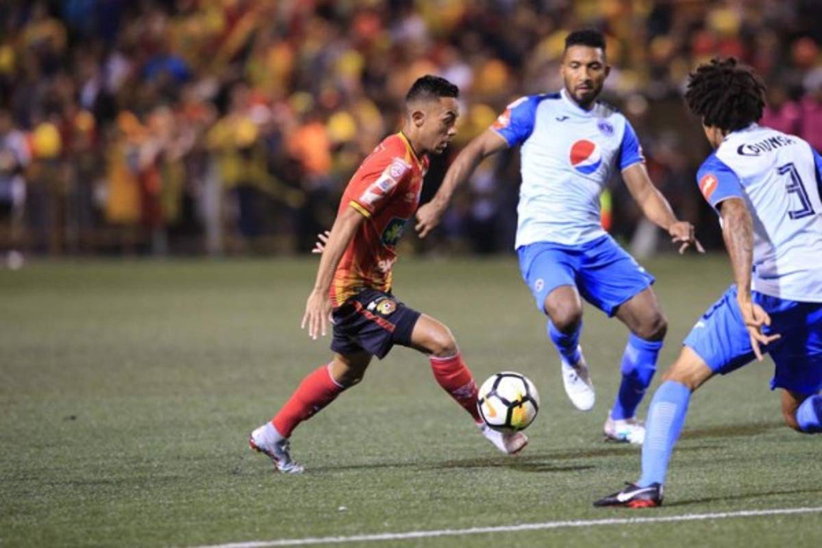 EN FOTOS: La angustia de Motagua en Costa Rica y así se las ingenió Jafet Soto