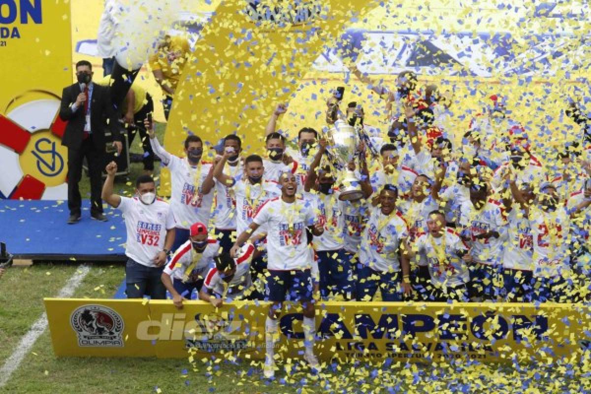 El Yankel se pinta de blanco: así fue la locura del Olimpia luego de coronarse bicampeón en Honduras