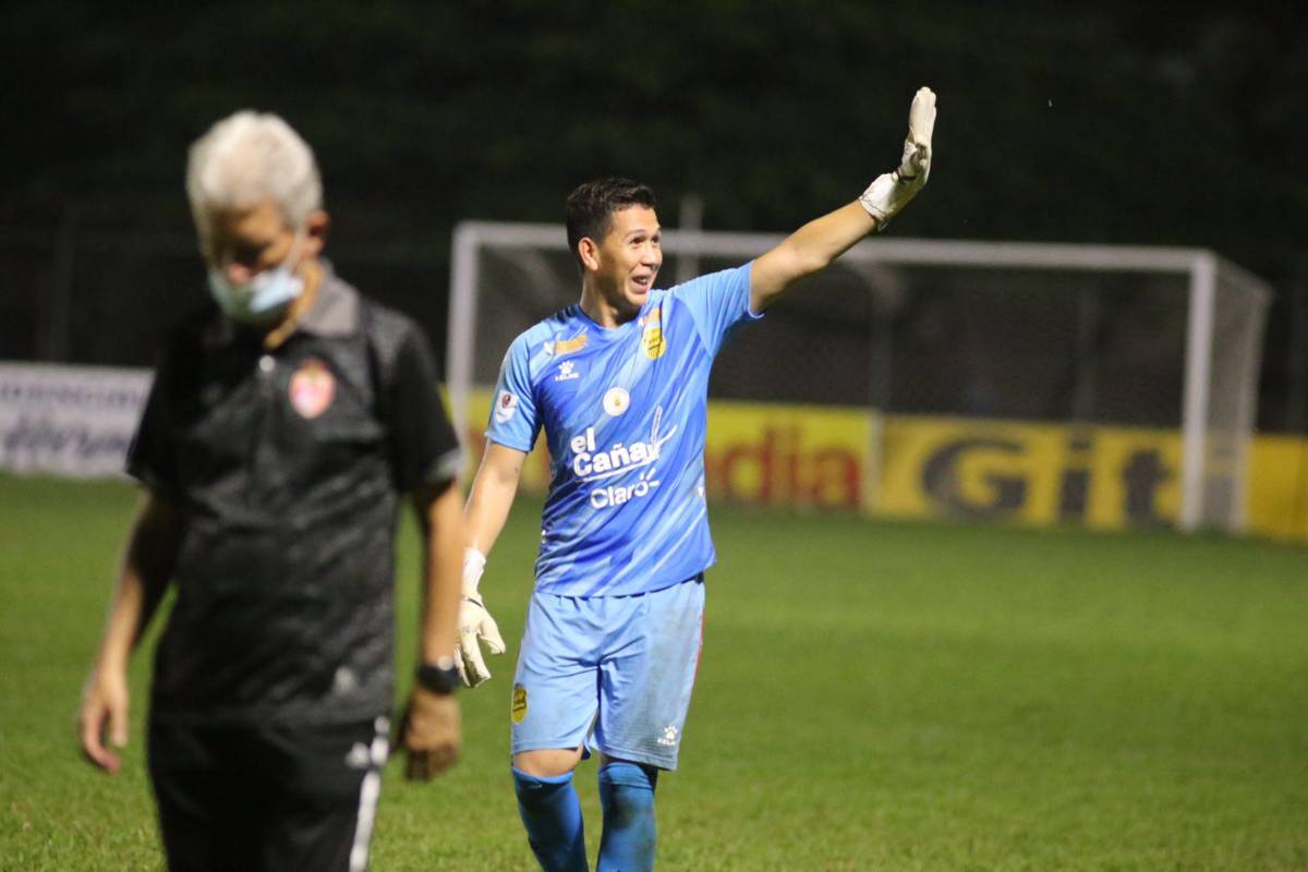 La triste imagen de la Tota Medina en su debut con Motagua, la preocupación de Keosseián y en Real España todo es felicidad
