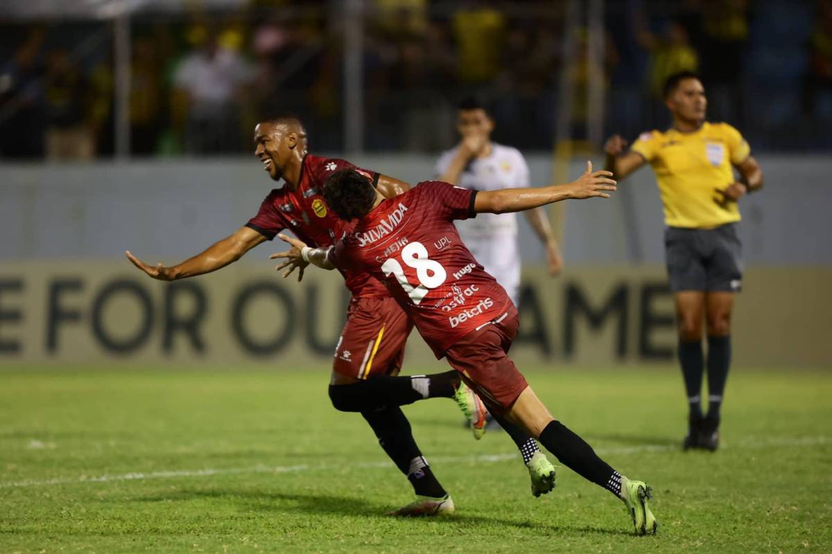 NO SE VIO EN TV: La lesión de “Buba” López, la euforia de Rocca con su gol, el enojo de Medford y la tristeza de los jugadores del Herediano