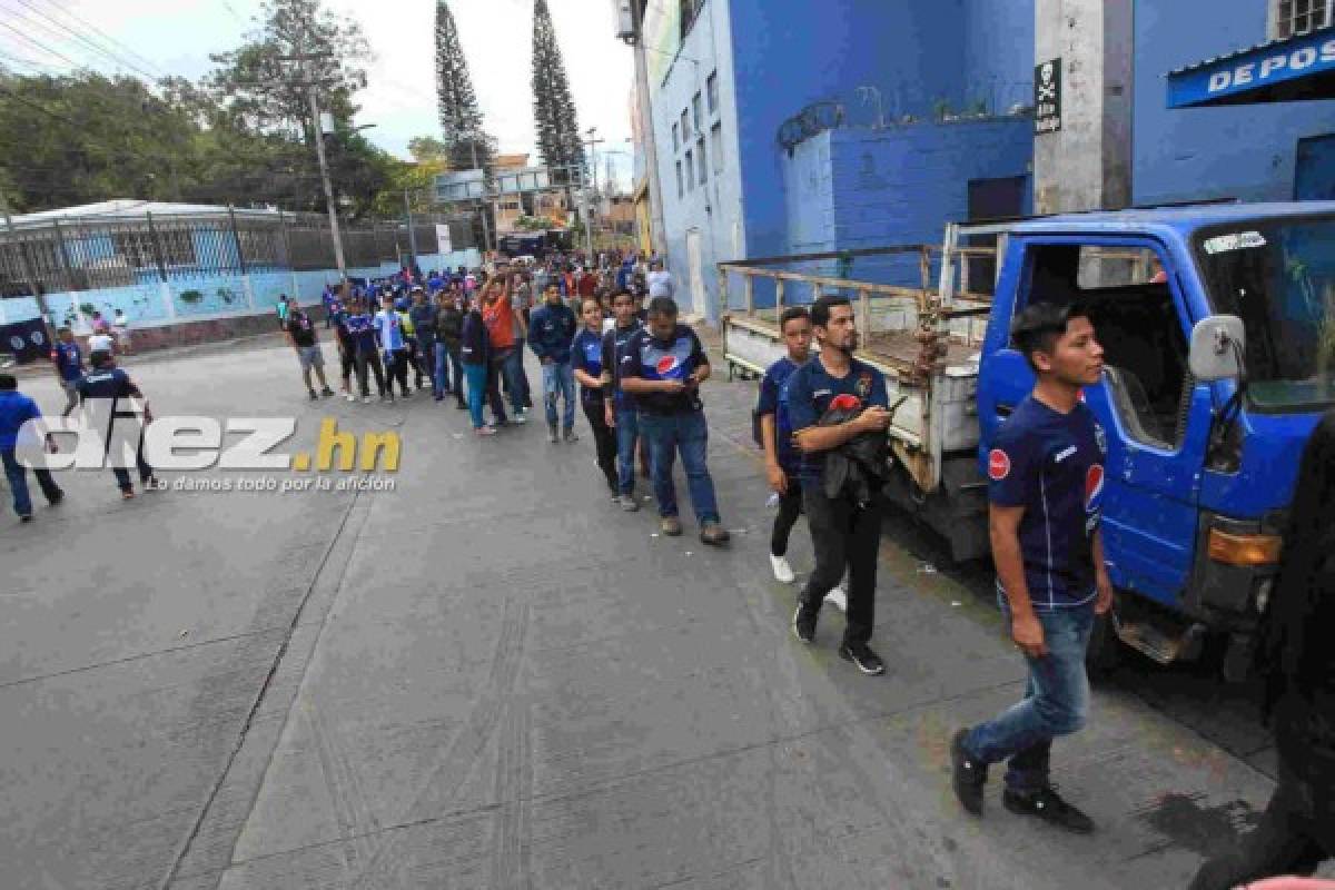 Máxima seguridad para final Motagua-Saprissa y largas filas en las afueras del Nacional