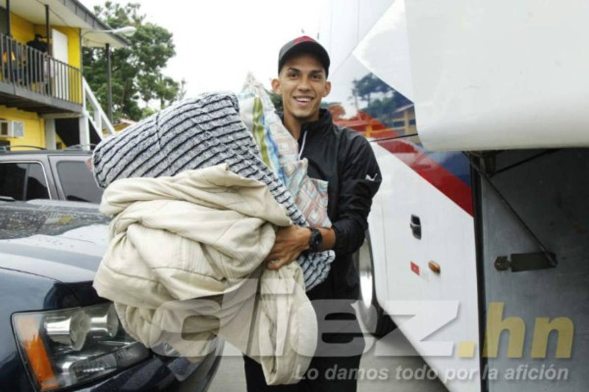 El curioso viaje de Real España a Tegucigalpa, llevaron hasta sus propias cobijas