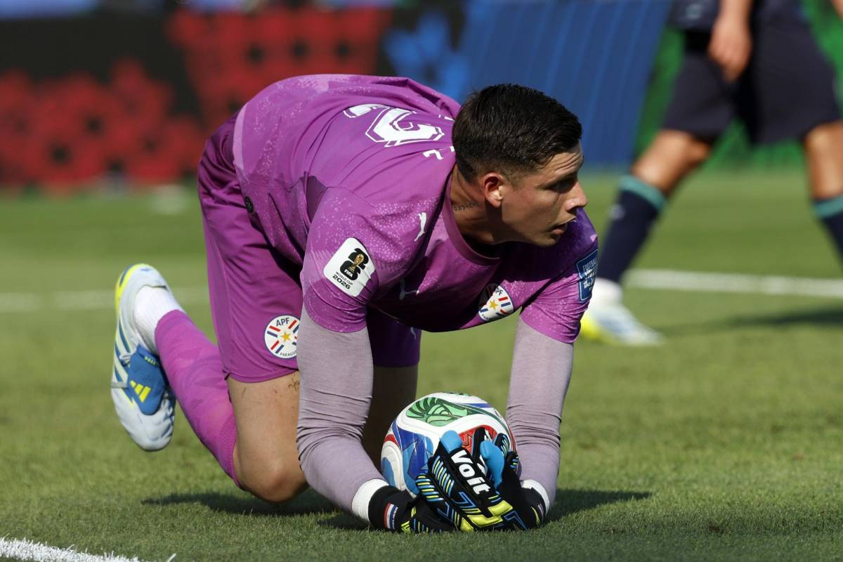 Chilavert lo llamó 'mudo': ¿Quién es Orlando Gill, el héroe de Paraguay?