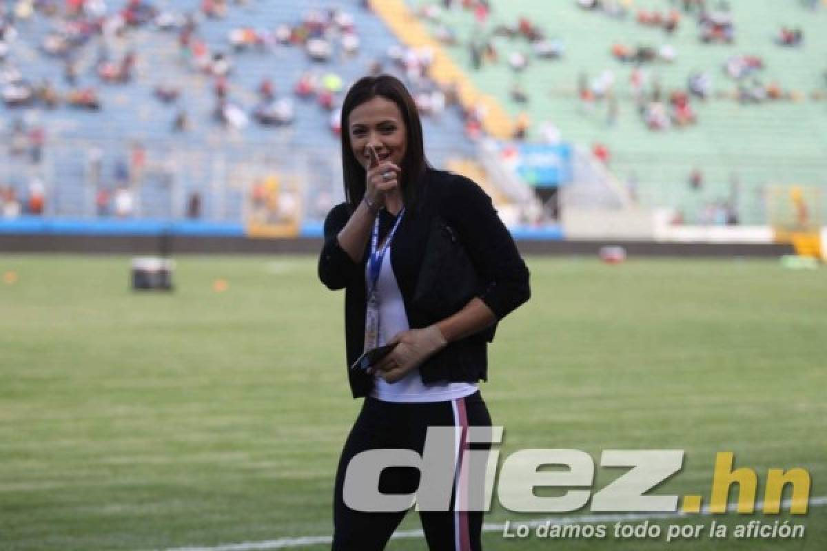 ¡Sensuales! El lado infartante del clásico Motagua-Olimpia en el estadio Nacional