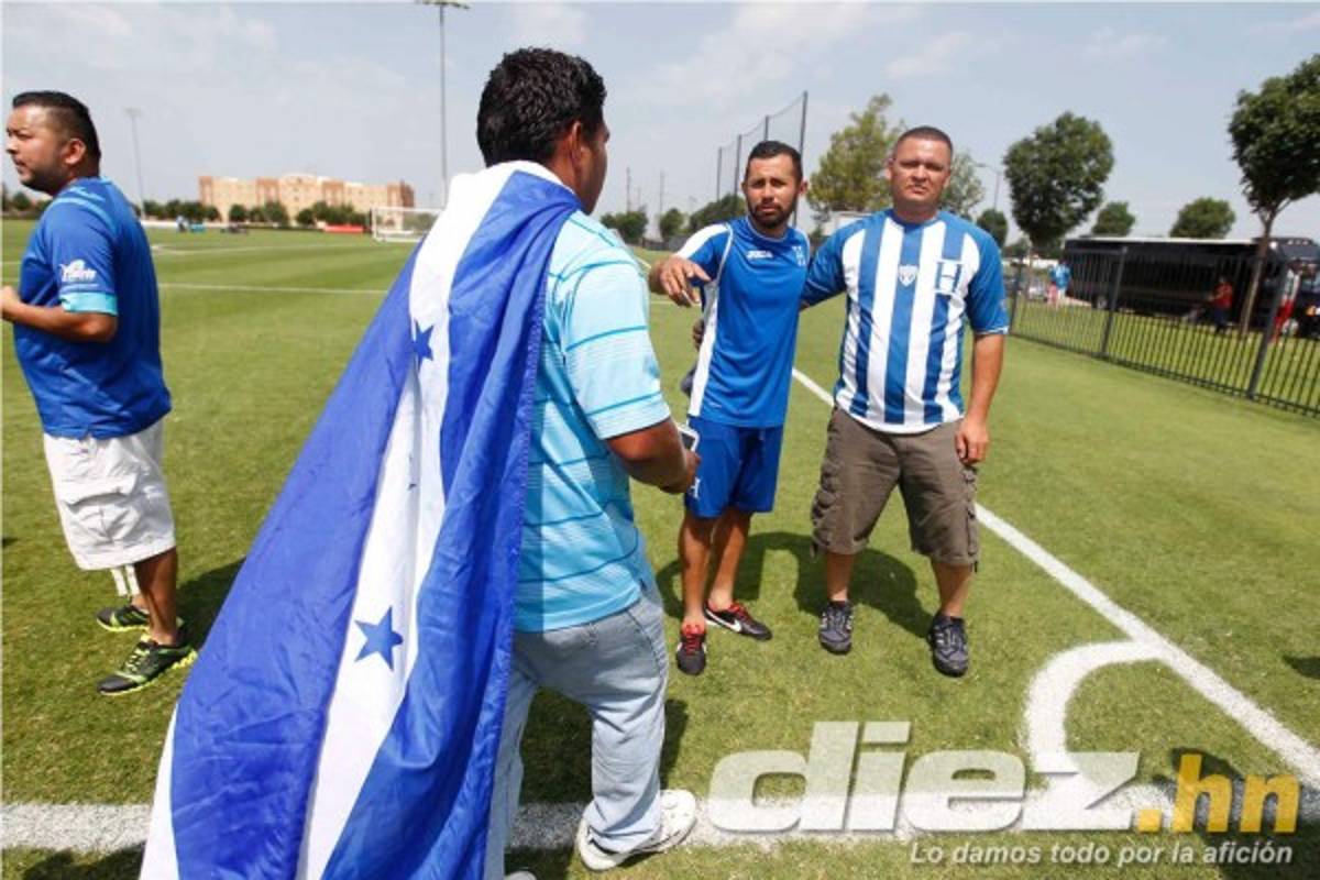 Selección hondureña recibe el apoyo de su afición en Dallas pervio debut en la Copa Oro