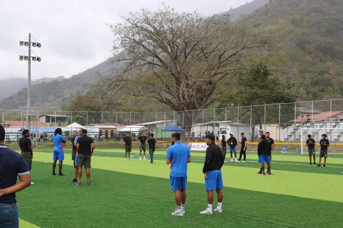 Las bellas olanchanas de San Francisco de La Paz se dejan ver, la preciosa aficionada de Olimpia y, ¿qué llevaba Marcos Montiel?