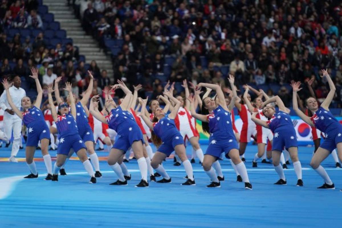 Baile, música y emoción: Francia arrolla en su debut en el Mundial Femenino  