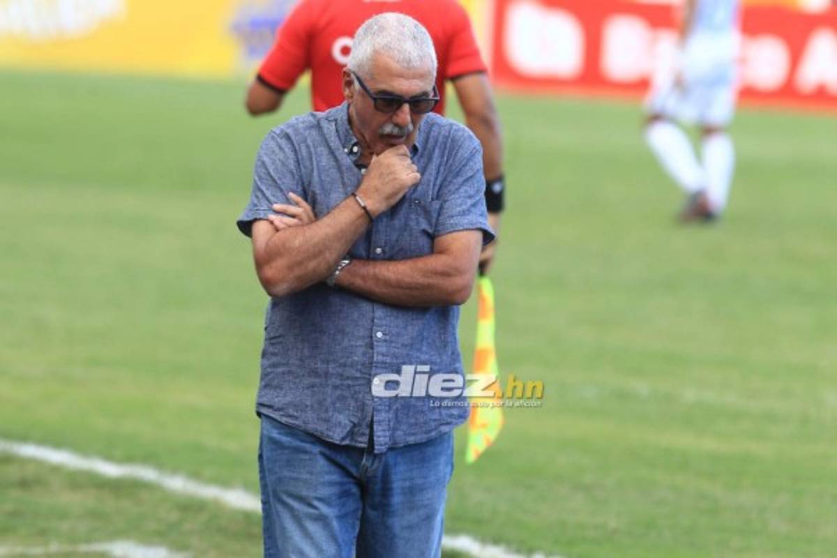 Fotos: El gesto de 'Manolo' y la chica de lentes que enamoró en el Olimpia-Platense