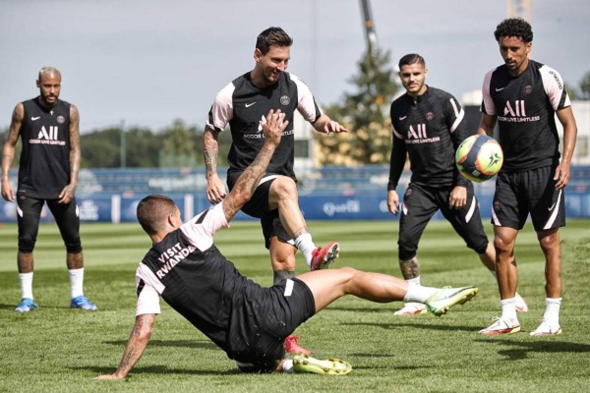 Así fue el primer entrenamiento de Messi en PSG: Su mejor amigo y abrazos con Sergio Ramos